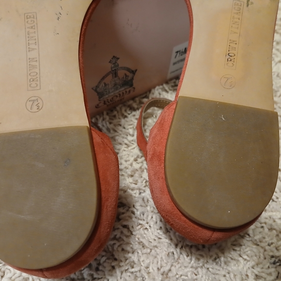 Crown Vintage Suede Flats - Picture 5 of 5